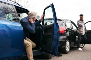 Two drivers hurt from car accident.